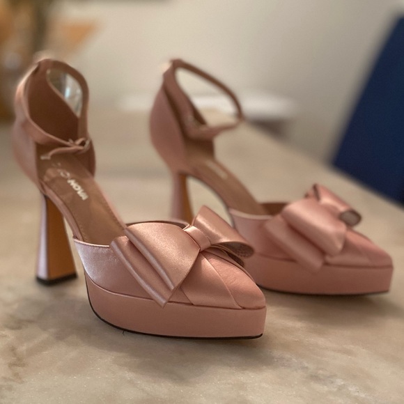 Pink platform pumps - Picture 4 of 10
